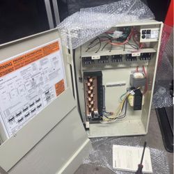 New intellicenter with digital display and ScreenLogic w/ intellichlor transformer and surge board