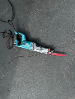 Makita Saw