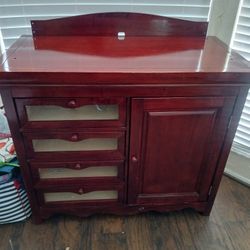 Dresser/Changing Table