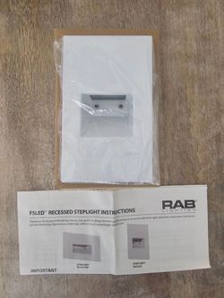 RAB - FSLEDV3YW/120 - Vertical 3W Steplight - 2 Available