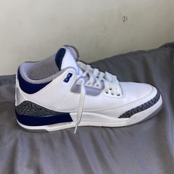 Jordan’s 4’s  Size 10