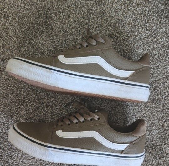 Mens Vans Size 7.5