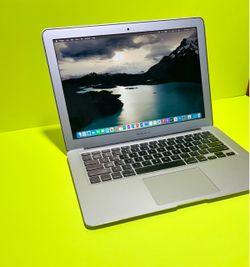 Apple MacBook Air 13” i5/8GB/256GB SSD $180