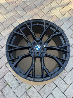 BMW Replica wheel 22x10.5 5x112 +35