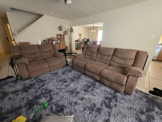 LOVESEAT SOFA / BEST OFFER!
