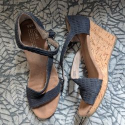 Toms Wedge Sandals 