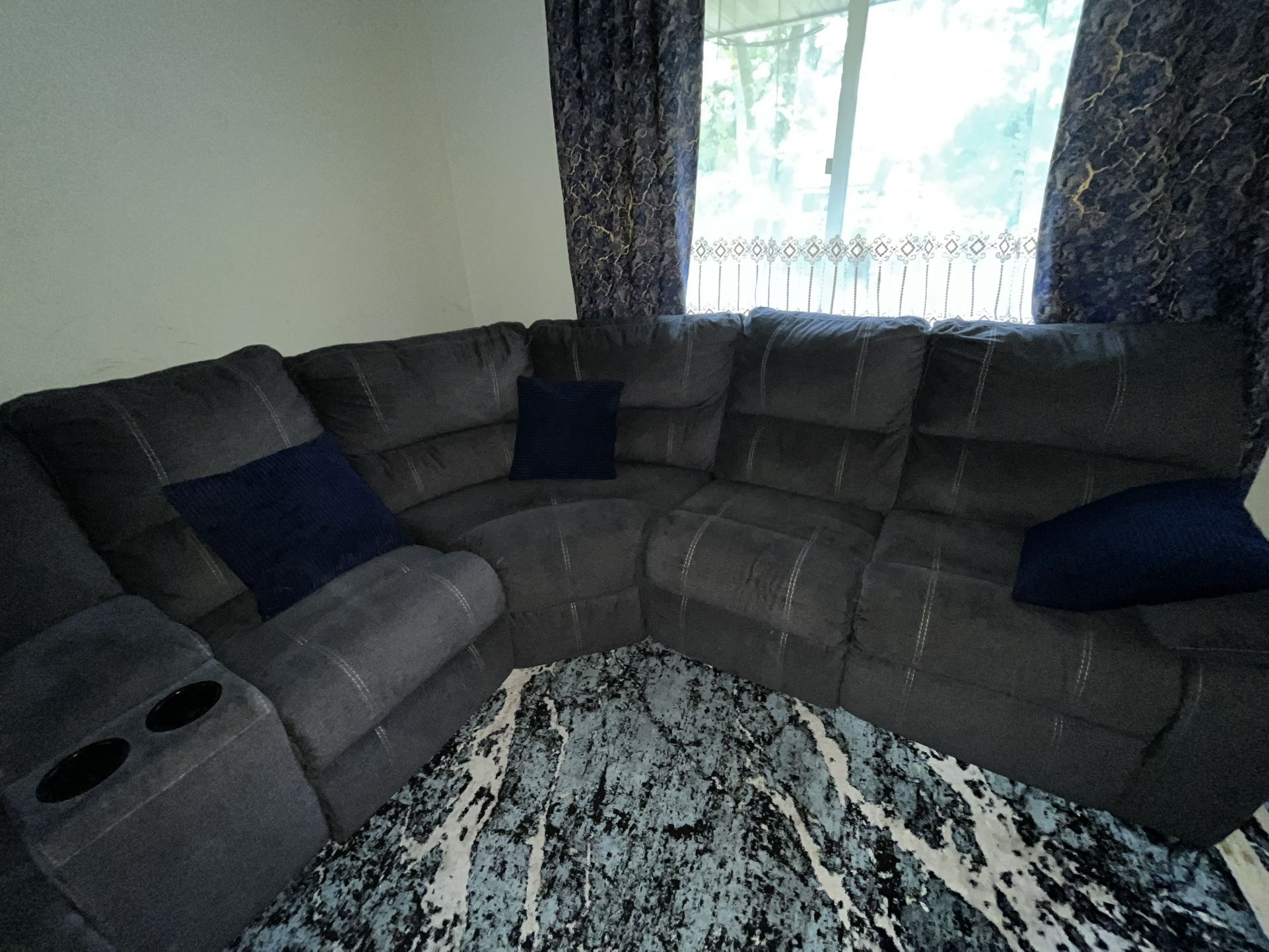 Reclining Sectional Sofa