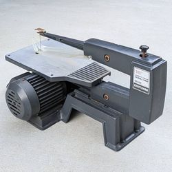 Sears Craftsman 16" direct drive corded electric 2 amp tabletop scroll saw
