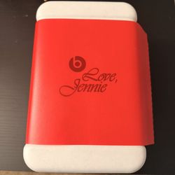 Limited Beats by Dr. Dre, Jennie Edition