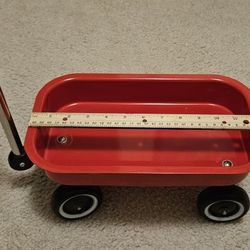LIKE NEW Metal Toy Wagon. $20.
