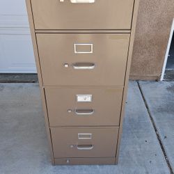 HON 4 DRAWER FILE CABINET 