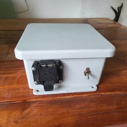 Trailer Power Box