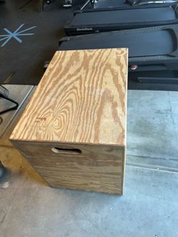 CrossFit plyo box