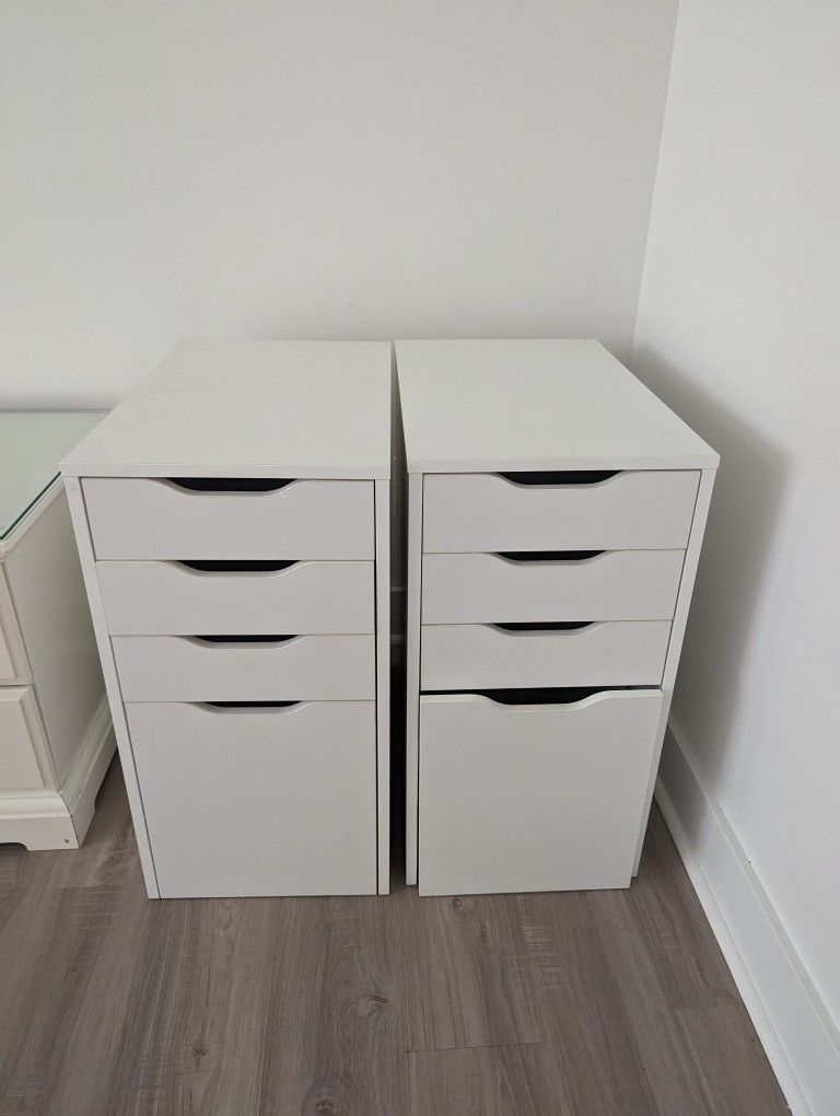 Filing Cabinets