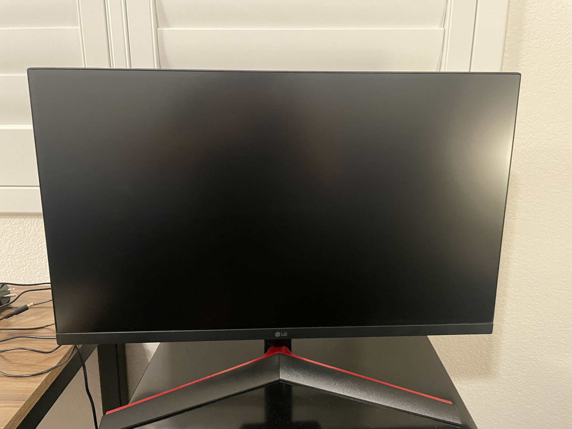 LG 27GN800-B Ultragear 27 inch QHD (2560x1440) IPS 144Hz 1ms Gaming Monitor