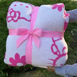 Hello Kitty Queen Size Blanket 