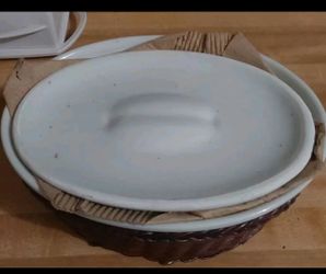 VTG Ironstone Au Gratin Casserole Boats w/ Wicker Basket