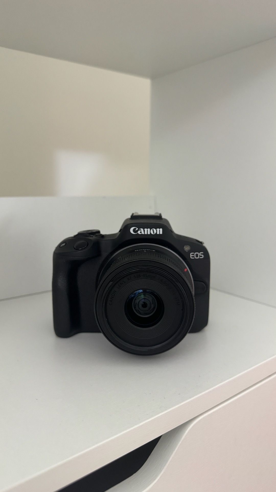 Canon EOS R50