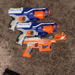 2 Elites Nerf Guns And Nerf Accustrike Series Gun 