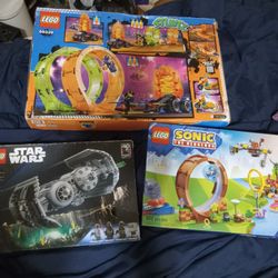 Different Legos Sets Bundle 