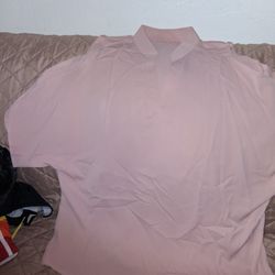 Womans Dress Blouse Size 2XL Opens On The Shoulders Never Worn $5