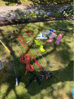 FREE - North Admiral – Anything in the Front Yard GOES!