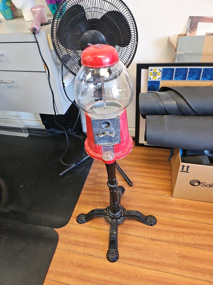 Penny Gumball Old Fashion Machine
