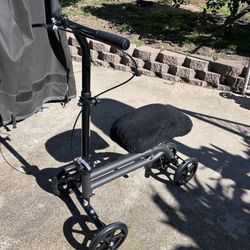 KneeRover Economy Knee Scooter With Extra Vive Mobility Pad