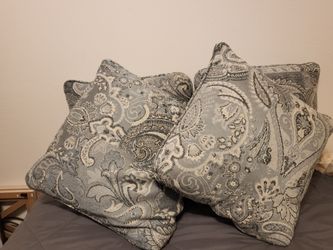 4 Decorate Pillows,  high quality $40