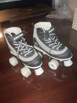 Kids size 3 brand new roller skates