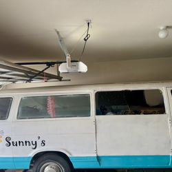 Van For Selling Ice Cream Or Snacks