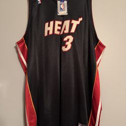 Signed Dwyane Wade Miami Heat Jersey Autographed NBA