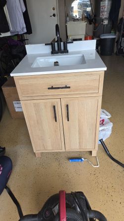 Bath vanity