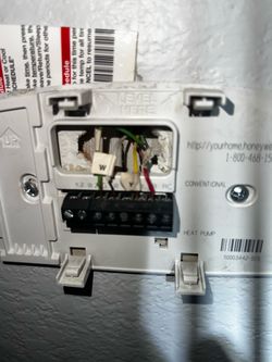 Se ase  trabajo de electricidad aún buen precio contáctenos para un estimado