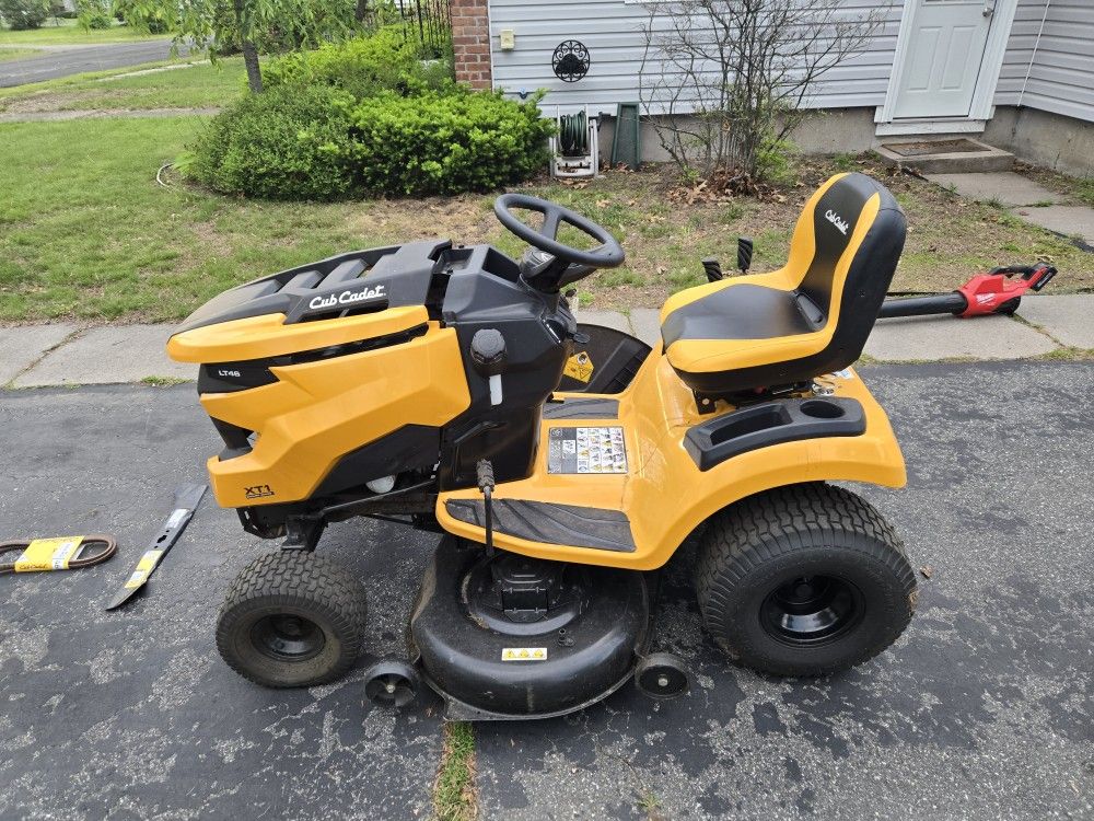 Cub cadet XT1 LT 46 Kohler engine