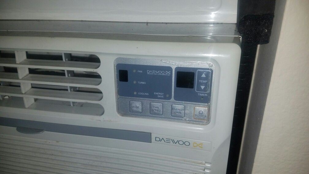 Daewoo (Nano Silver) Room AC Unit. 85.00 for Sale in Kirkland, WA