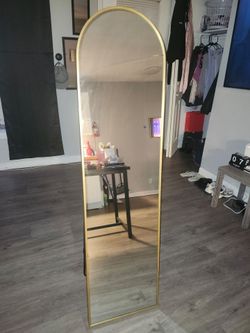 Golden mirror