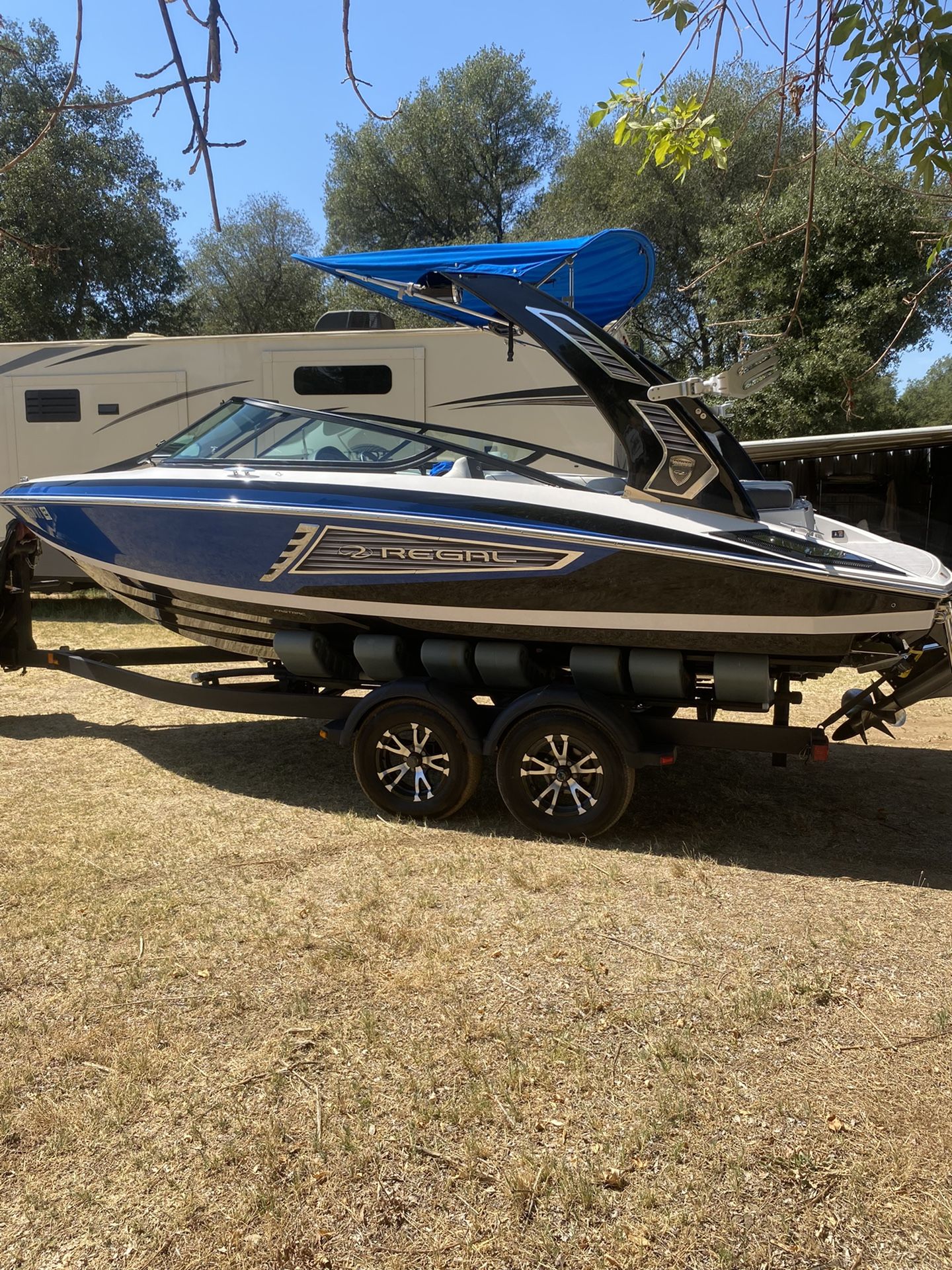 2016 Regal 2100 Rx surf