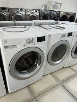 Kenmore frond load washer and electric dryer set