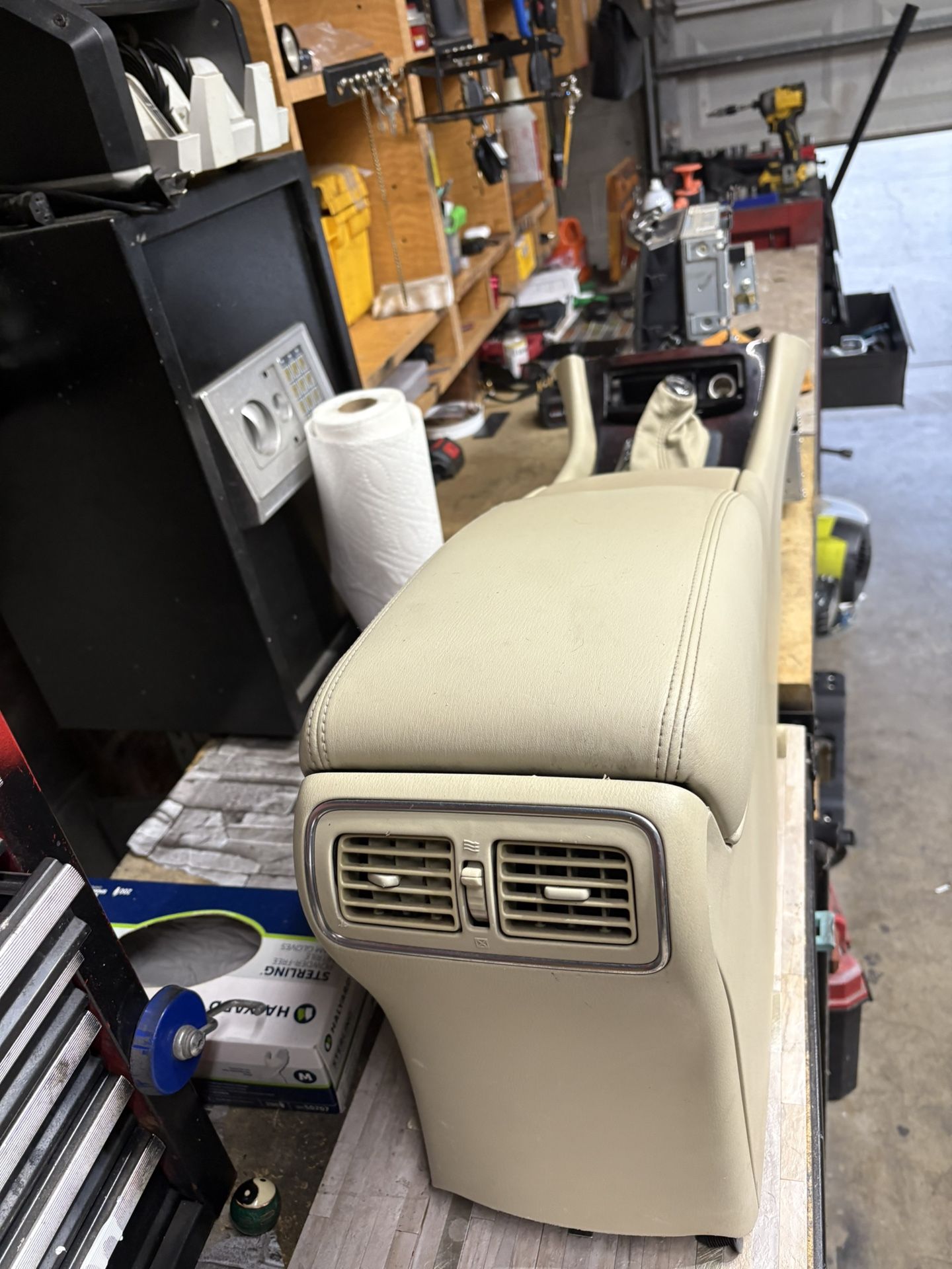 Middle Console For 2016 Qx50 Or 2012 Ex35