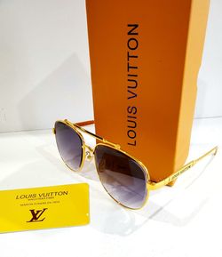 Brand new men’s athuentic LV sunglasses athuentic