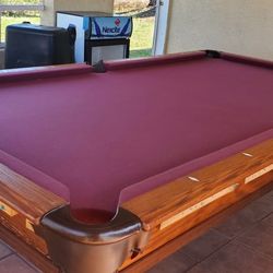 Classic  Pool Table & 4 Chairs