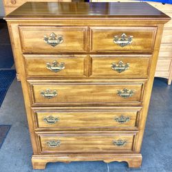 American Drew 5 Drawer Dresser Chest of Drawers