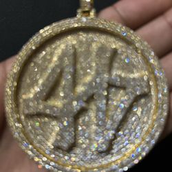 Gold Diamond Pendant 