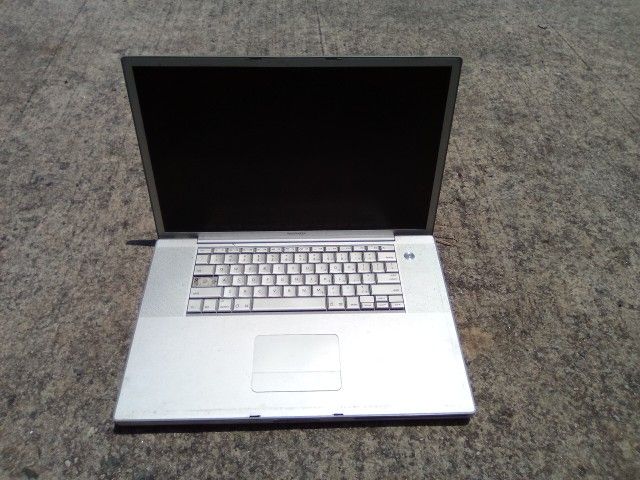 Vintage Mac G4 Silver Apple