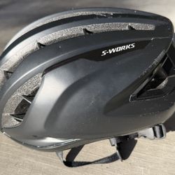 Specialized S-Works Prevail 3 Cycling Helmet