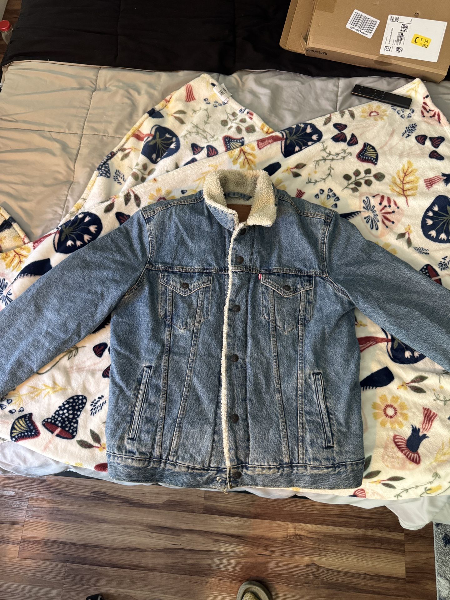 Levis Jean Jacket