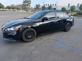 2020 Nissan Altima