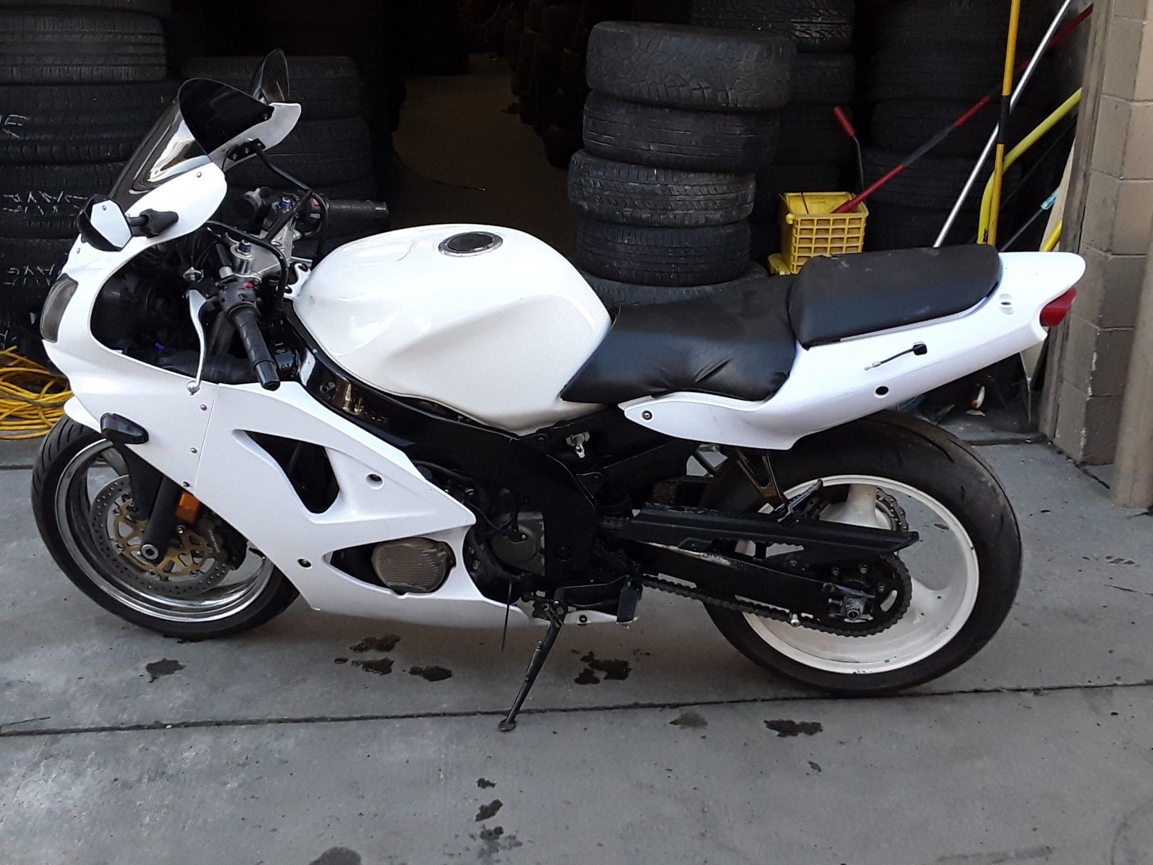 2002 ZX6R It  was Stolen For A Month After I Posted This Police Called Me When Found It With A blown motor