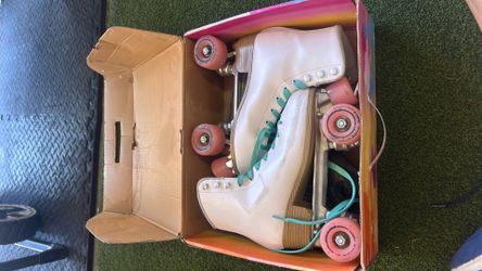 Impala Rollerskates - White Size 9